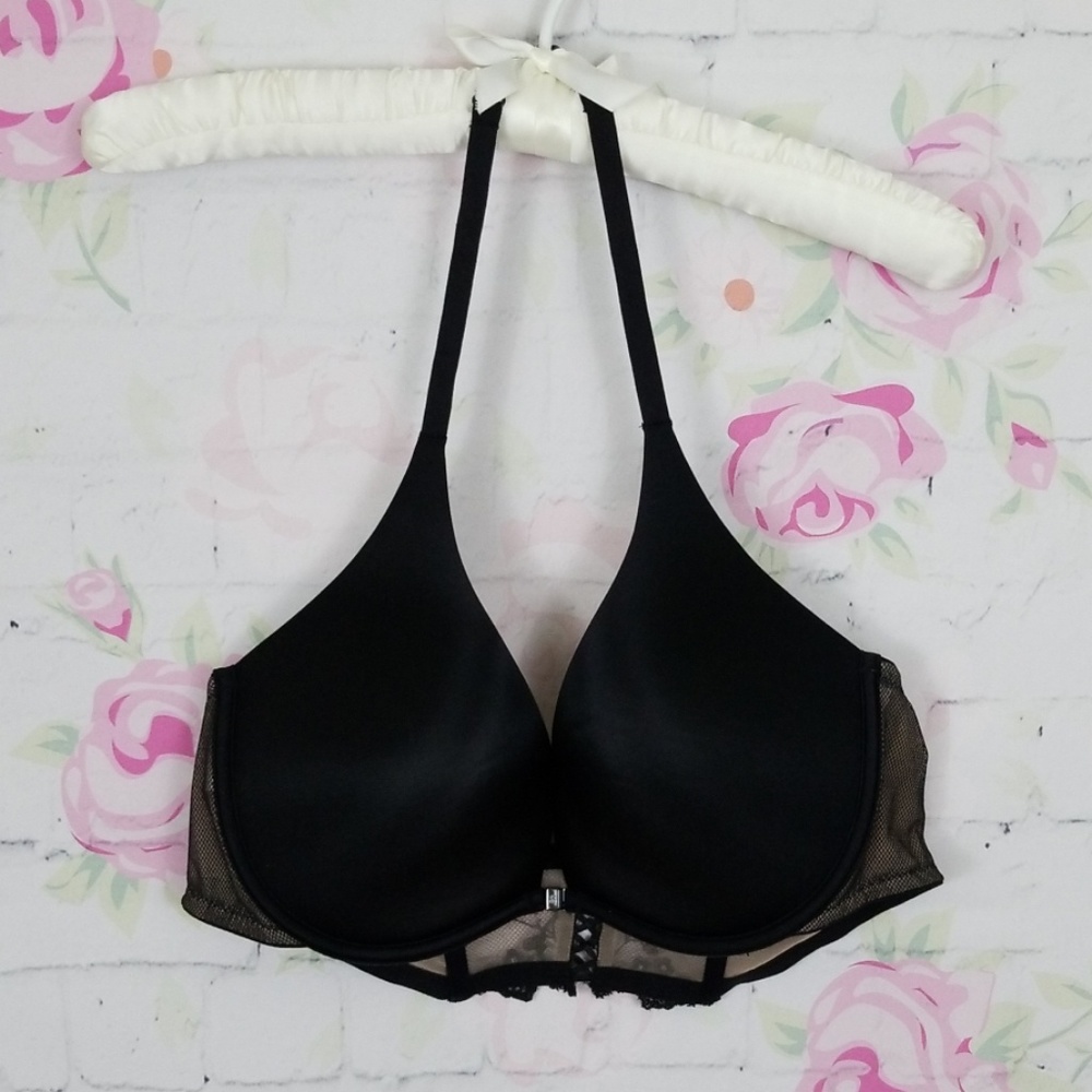 Victoria's Secret Front clasp halter Plunge 38C